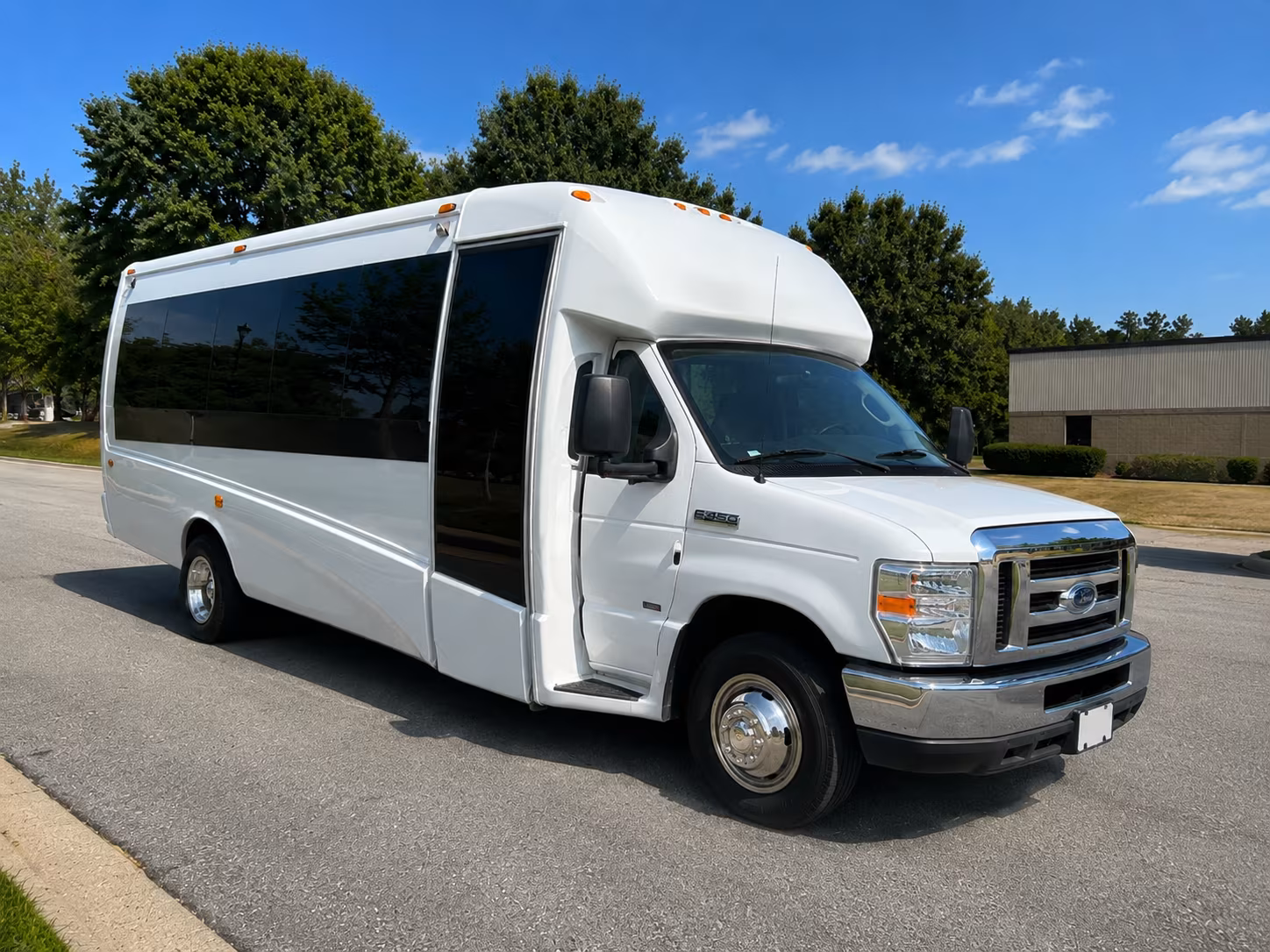 convention shuttle buses for santee companies attending san diego trade shows