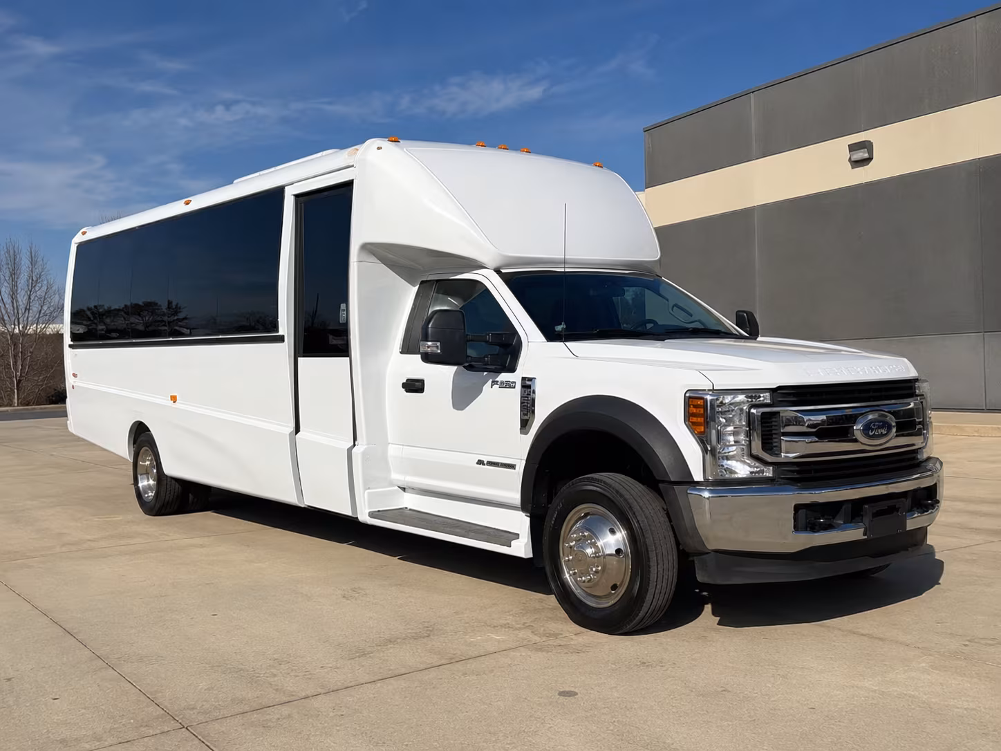 minibuses for santee school trips to the fleet science center