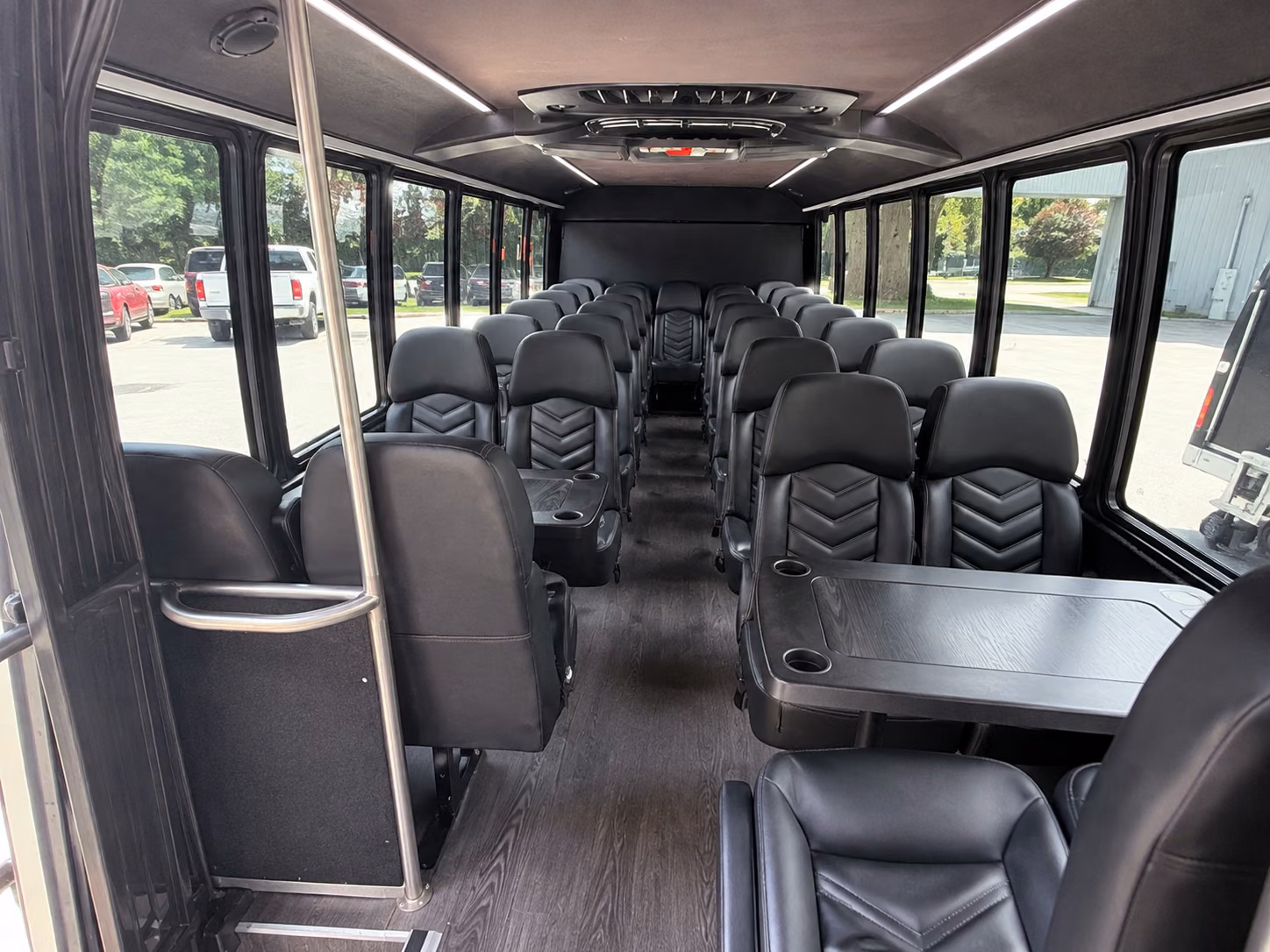 santee 18 passenger minibus interior