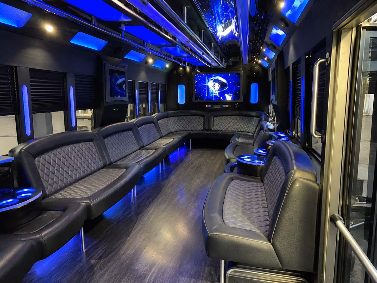 santee 28 passenger party bus interior
